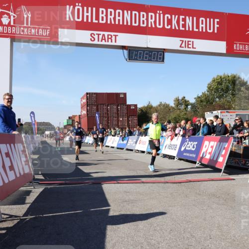 03.10.2025 - Köhlbrandbrückenlauf Lena Gebhardt http://msf.ph/oto/9051905 03.10.2025 13:06:08 Ziel 4302, 4504, 4635, 4738, 4954, 5096, 6158, 6222, 6224, 6305, 6323, 6356, 6510 meine-sportfotos.de