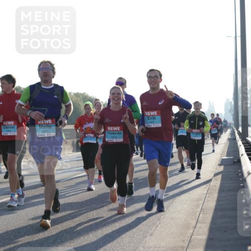 03.10.2025 - Köhlbrandbrückenlauf Jannik Wohlers http://msf.ph/oto/9051935 03.10.2025 09:19:15 Position 3 1456, 3691, 1818, 21, 1901 meine-sportfotos.de