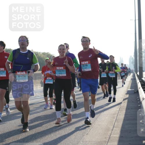 03.10.2025 - Köhlbrandbrückenlauf Jannik Wohlers http://msf.ph/oto/9051942 03.10.2025 09:19:15 Position 3 1456, 3691, 1901, 1818 meine-sportfotos.de