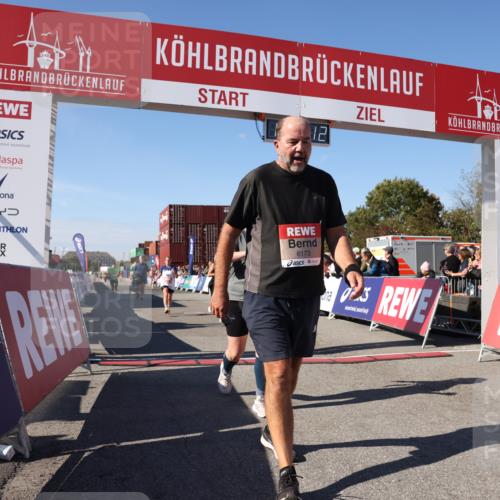03.10.2025 - Köhlbrandbrückenlauf Lena Gebhardt http://msf.ph/oto/9051944 03.10.2025 13:22:12 Ziel 4291, 4706, 4934, 5180, 5235, 5720, 5776, 6173, 6237, 6416, 6531, 6729 meine-sportfotos.de