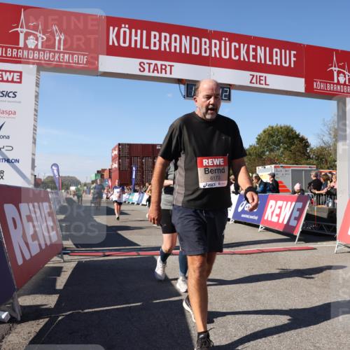 03.10.2025 - Köhlbrandbrückenlauf Lena Gebhardt http://msf.ph/oto/9051953 03.10.2025 13:22:12 Ziel 4291, 4706, 4934, 5180, 5235, 5720, 5776, 6173, 6237, 6416, 6531, 6729 meine-sportfotos.de