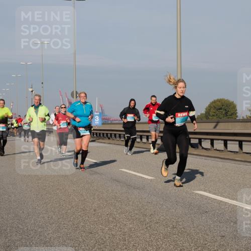 03.10.2025 - Köhlbrandbrückenlauf Fabian Wolf http://msf.ph/oto/9051956 03.10.2025 10:01:57 Position 3 3, 3755 meine-sportfotos.de