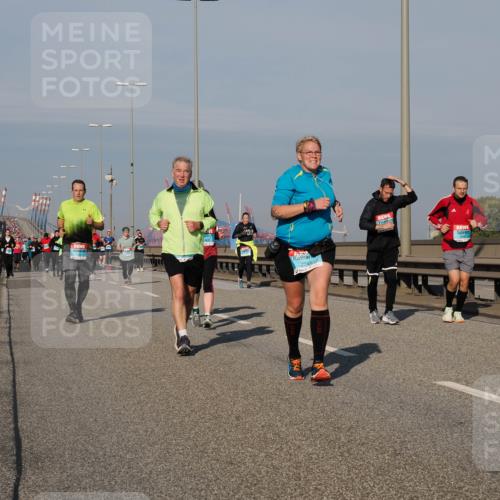 03.10.2025 - Köhlbrandbrückenlauf Fabian Wolf http://msf.ph/oto/9052058 03.10.2025 10:01:59 Position 3 2243 meine-sportfotos.de