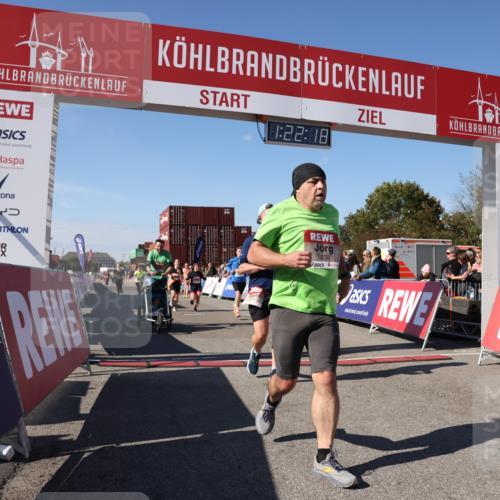 03.10.2025 - Köhlbrandbrückenlauf Lena Gebhardt http://msf.ph/oto/9052130 03.10.2025 13:22:18 Ziel 4239, 4706, 4934, 5072, 5235, 5400, 5401, 5720, 5851, 5929, 6173, 6188, 6416, 6531 meine-sportfotos.de