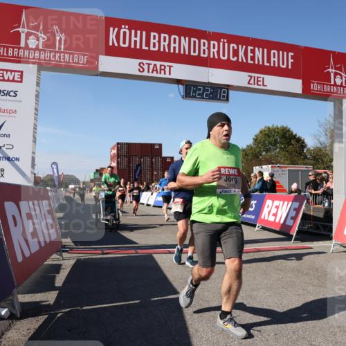 03.10.2025 - Köhlbrandbrückenlauf Lena Gebhardt http://msf.ph/oto/9052142 03.10.2025 13:22:18 Ziel 4239, 4706, 4934, 5072, 5235, 5400, 5401, 5720, 5851, 5929, 6173, 6188, 6416, 6531 meine-sportfotos.de
