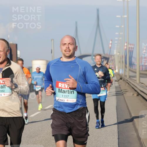 03.10.2025 - Köhlbrandbrückenlauf Jannik Wohlers http://msf.ph/oto/9052268 03.10.2025 09:46:43 Position 3 1082, 1157 meine-sportfotos.de