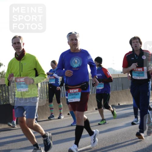 03.10.2025 - Köhlbrandbrückenlauf Jannik Wohlers http://msf.ph/oto/9052328 03.10.2025 09:19:22 Position 3 1768, 3406, 3407, 1871 meine-sportfotos.de