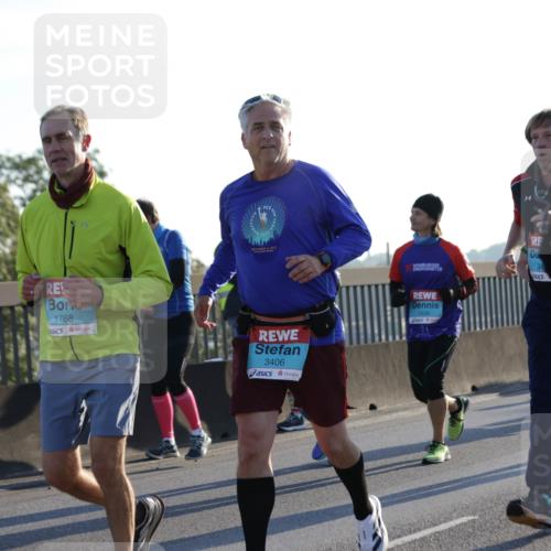 03.10.2025 - Köhlbrandbrückenlauf Jannik Wohlers http://msf.ph/oto/9052362 03.10.2025 09:19:22 Position 3 1768, 1871, 3406 meine-sportfotos.de