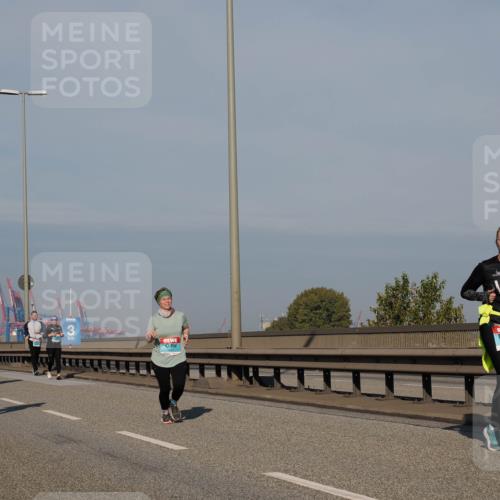 03.10.2025 - Köhlbrandbrückenlauf Fabian Wolf http://msf.ph/oto/9052368 03.10.2025 10:02:08 Position 3 3 meine-sportfotos.de