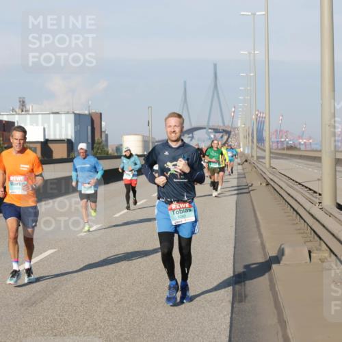 03.10.2025 - Köhlbrandbrückenlauf Jannik Wohlers http://msf.ph/oto/9052375 03.10.2025 09:46:46 Position 3 1315, 1262 meine-sportfotos.de
