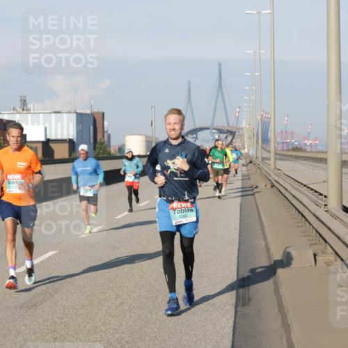 03.10.2025 - Köhlbrandbrückenlauf Jannik Wohlers http://msf.ph/oto/9052381 03.10.2025 09:46:46 Position 3 1262 meine-sportfotos.de