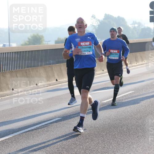 03.10.2025 - Köhlbrandbrückenlauf Lena Gebhardt http://msf.ph/oto/9052395 03.10.2025 09:15:16 Position 1 3079, 1157 meine-sportfotos.de