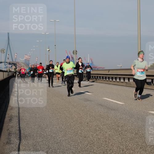 03.10.2025 - Köhlbrandbrückenlauf Fabian Wolf http://msf.ph/oto/9052396 03.10.2025 10:02:09 Position 3  meine-sportfotos.de