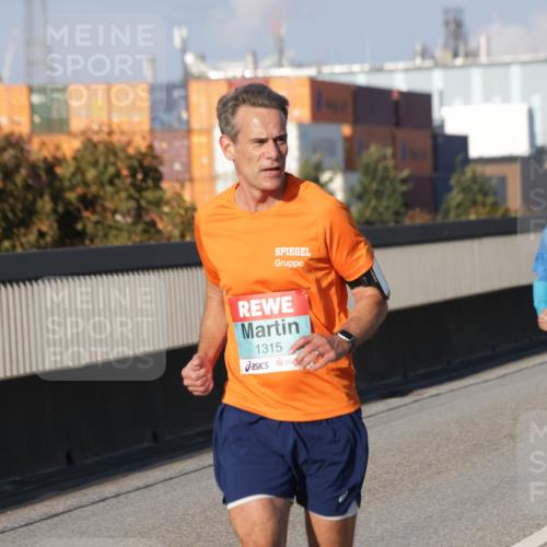 03.10.2025 - Köhlbrandbrückenlauf Jannik Wohlers http://msf.ph/oto/9052402 03.10.2025 09:46:46 Position 3 1315 meine-sportfotos.de