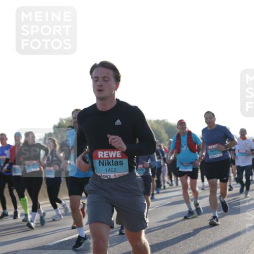 03.10.2025 - Köhlbrandbrückenlauf Jannik Wohlers http://msf.ph/oto/9052448 03.10.2025 09:19:24 Position 3 1402 meine-sportfotos.de