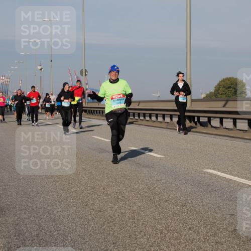 03.10.2025 - Köhlbrandbrückenlauf Fabian Wolf http://msf.ph/oto/9052488 03.10.2025 10:02:11 Position 3 2674 meine-sportfotos.de
