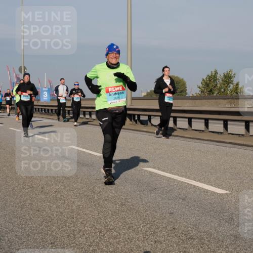03.10.2025 - Köhlbrandbrückenlauf Fabian Wolf http://msf.ph/oto/9052540 03.10.2025 10:02:12 Position 3 2674 meine-sportfotos.de