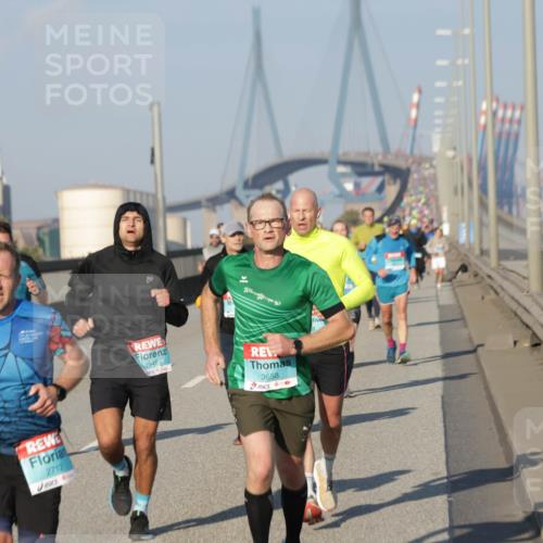 03.10.2025 - Köhlbrandbrückenlauf Jannik Wohlers http://msf.ph/oto/9052543 03.10.2025 09:46:52 Position 3 2712, 7, 2948, 3658 meine-sportfotos.de