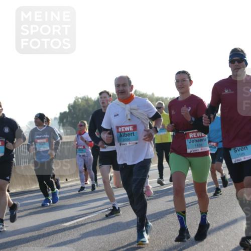 03.10.2025 - Köhlbrandbrückenlauf Jannik Wohlers http://msf.ph/oto/9052548 03.10.2025 09:19:28 Position 3 2905, 2056, 1193, 1195 meine-sportfotos.de