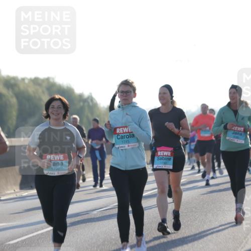 03.10.2025 - Köhlbrandbrückenlauf Jannik Wohlers http://msf.ph/oto/9052583 03.10.2025 09:19:30 Position 3 2902, 1796, 1745, 1743, 3580 meine-sportfotos.de