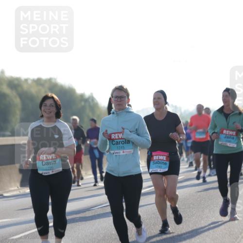 03.10.2025 - Köhlbrandbrückenlauf Jannik Wohlers http://msf.ph/oto/9052603 03.10.2025 09:19:31 Position 3 1796, 1745, 1743, 3580 meine-sportfotos.de