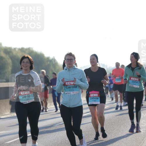 03.10.2025 - Köhlbrandbrückenlauf Jannik Wohlers http://msf.ph/oto/9052610 03.10.2025 09:19:31 Position 3 1796, 1745, 1743, 3580 meine-sportfotos.de