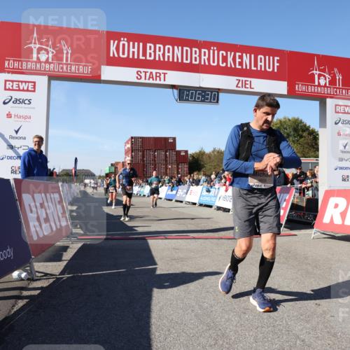 03.10.2025 - Köhlbrandbrückenlauf Lena Gebhardt http://msf.ph/oto/9052648 03.10.2025 13:06:30 Ziel 4015, 4122, 4124, 4151, 4396, 4550, 4658, 4659, 5563, 5641, 5970, 6193 meine-sportfotos.de