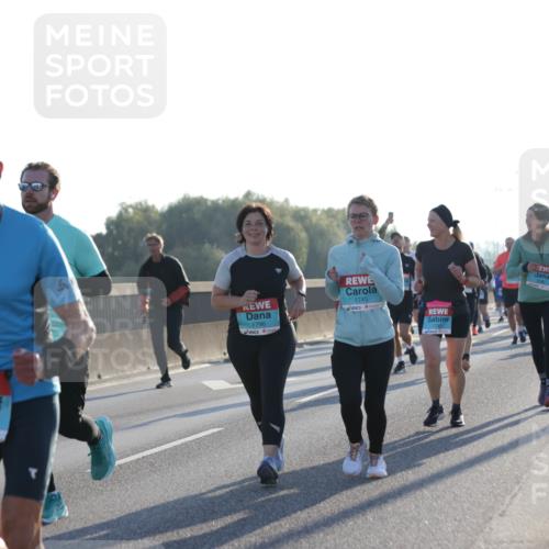 03.10.2025 - Köhlbrandbrückenlauf Jannik Wohlers http://msf.ph/oto/9052655 03.10.2025 09:19:32 Position 3 2902, 10, 1796, 1745, 1743, 479 meine-sportfotos.de