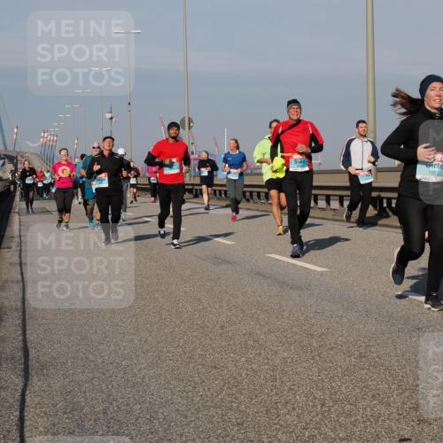 03.10.2025 - Köhlbrandbrückenlauf Fabian Wolf http://msf.ph/oto/9052659 03.10.2025 10:02:16 Position 3 1051 meine-sportfotos.de