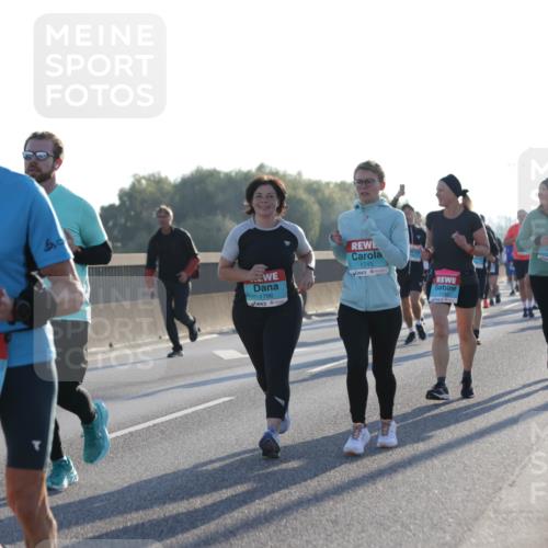 03.10.2025 - Köhlbrandbrückenlauf Jannik Wohlers http://msf.ph/oto/9052664 03.10.2025 09:19:32 Position 3 2902, 1796, 1745 meine-sportfotos.de