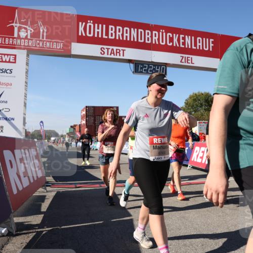 03.10.2025 - Köhlbrandbrückenlauf Lena Gebhardt http://msf.ph/oto/9052723 03.10.2025 13:22:40 Ziel 4481, 4482, 4508, 5122, 5125, 5167, 5213, 5214, 5675, 5839, 5928, 5933, 5982, 6107, 6261, 6300, 6413, 6733 meine-sportfotos.de