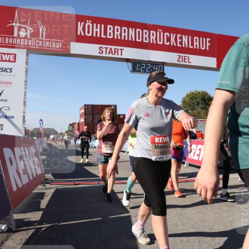 03.10.2025 - Köhlbrandbrückenlauf Lena Gebhardt http://msf.ph/oto/9052732 03.10.2025 13:22:40 Ziel 4481, 4482, 4508, 5122, 5125, 5167, 5213, 5214, 5675, 5839, 5928, 5933, 5982, 6107, 6261, 6300, 6413, 6733 meine-sportfotos.de