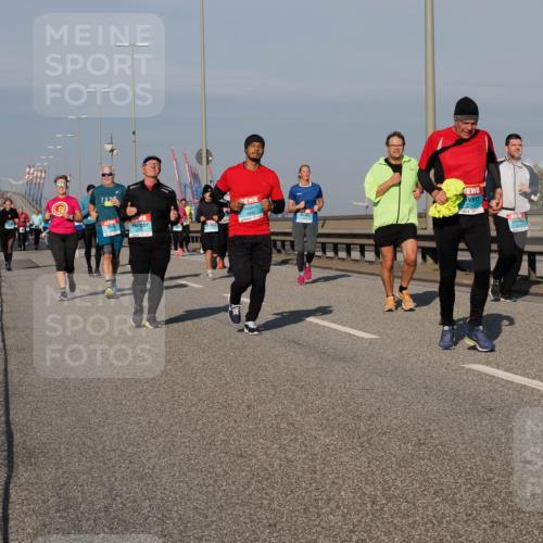 03.10.2025 - Köhlbrandbrückenlauf Fabian Wolf http://msf.ph/oto/9052744 03.10.2025 10:02:18 Position 3  meine-sportfotos.de
