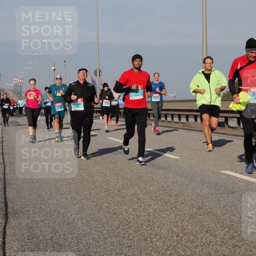 03.10.2025 - Köhlbrandbrückenlauf Fabian Wolf http://msf.ph/oto/9052777 03.10.2025 10:02:19 Position 3 2018, 3840, 6 meine-sportfotos.de