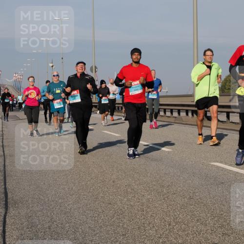 03.10.2025 - Köhlbrandbrückenlauf Fabian Wolf http://msf.ph/oto/9052793 03.10.2025 10:02:19 Position 3  meine-sportfotos.de
