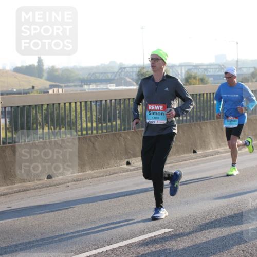 03.10.2025 - Köhlbrandbrückenlauf Lena Gebhardt http://msf.ph/oto/9052800 03.10.2025 09:15:30 Position 1 1103 meine-sportfotos.de