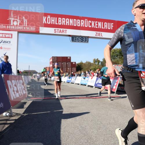 03.10.2025 - Köhlbrandbrückenlauf Lena Gebhardt http://msf.ph/oto/9052806 03.10.2025 13:06:33 Ziel 4015, 4026, 4122, 4124, 4151, 4312, 4396, 4405, 4550, 4658, 4659, 5563, 5641, 5970, 6193, 6256 meine-sportfotos.de