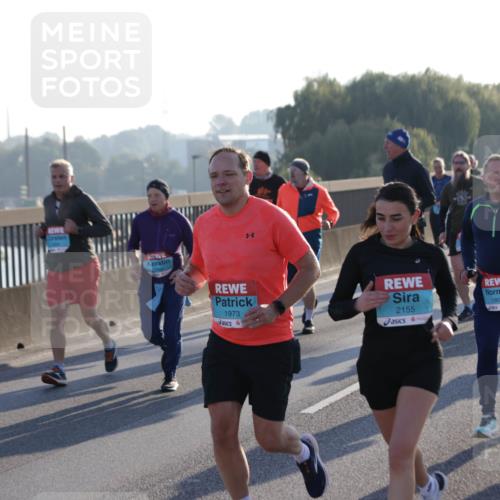 03.10.2025 - Köhlbrandbrückenlauf Jannik Wohlers http://msf.ph/oto/9052815 03.10.2025 09:19:39 Position 3 3, 1973, 2155, 1805 meine-sportfotos.de