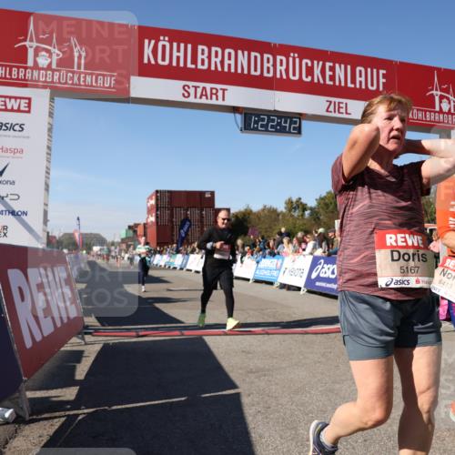 03.10.2025 - Köhlbrandbrückenlauf Lena Gebhardt http://msf.ph/oto/9052824 03.10.2025 13:22:42 Ziel 4481, 4482, 4508, 5122, 5125, 5167, 5213, 5214, 5675, 5839, 5928, 5933, 5982, 6107, 6261, 6300, 6413, 6733 meine-sportfotos.de