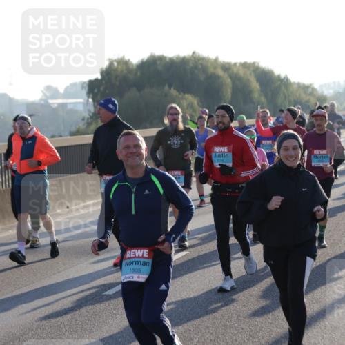03.10.2025 - Köhlbrandbrückenlauf Jannik Wohlers http://msf.ph/oto/9052842 03.10.2025 09:19:40 Position 3 1805, 3216 meine-sportfotos.de