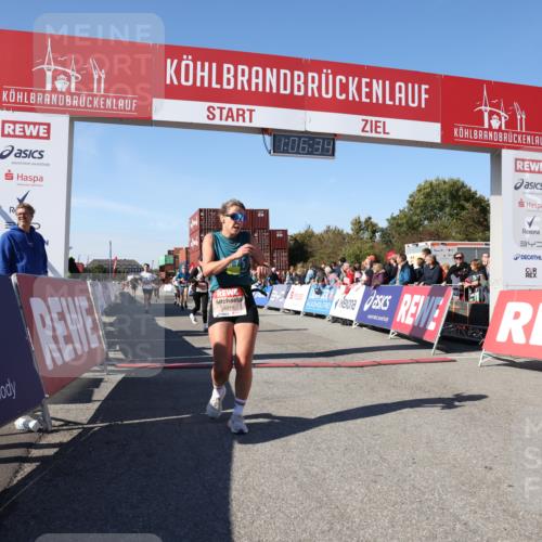 03.10.2025 - Köhlbrandbrückenlauf Lena Gebhardt http://msf.ph/oto/9052844 03.10.2025 13:06:34 Ziel 4015, 4026, 4122, 4124, 4151, 4312, 4396, 4405, 4550, 4658, 4659, 5563, 5798, 5970, 6061, 6193, 6256 meine-sportfotos.de