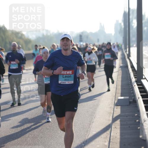 03.10.2025 - Köhlbrandbrückenlauf Jannik Wohlers http://msf.ph/oto/9052890 03.10.2025 09:19:42 Position 3 822, 3653 meine-sportfotos.de