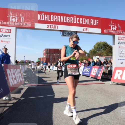 03.10.2025 - Köhlbrandbrückenlauf Lena Gebhardt http://msf.ph/oto/9052893 03.10.2025 13:06:36 Ziel 4015, 4026, 4122, 4124, 4151, 4312, 4396, 4405, 4658, 4659, 5563, 5798, 6061, 6256, 6721 meine-sportfotos.de