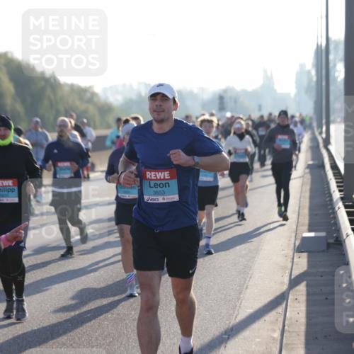 03.10.2025 - Köhlbrandbrückenlauf Jannik Wohlers http://msf.ph/oto/9052914 03.10.2025 09:19:42 Position 3 2832, 1889, 3653 meine-sportfotos.de