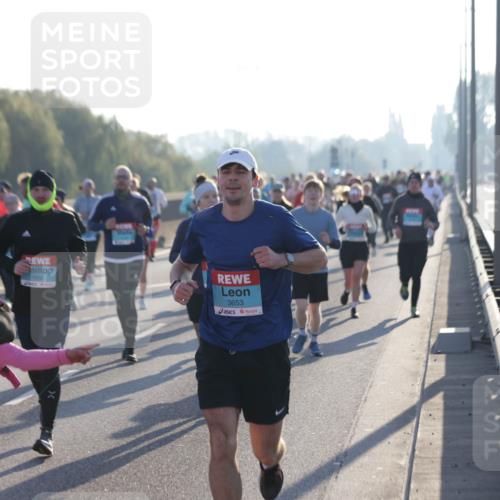 03.10.2025 - Köhlbrandbrückenlauf Jannik Wohlers http://msf.ph/oto/9052928 03.10.2025 09:19:42 Position 3 2832, 1833, 3653 meine-sportfotos.de