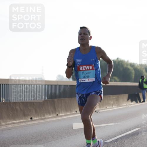 03.10.2025 - Köhlbrandbrückenlauf Jannik Wohlers http://msf.ph/oto/9052932 03.10.2025 09:09:45 Position 3 3769 meine-sportfotos.de