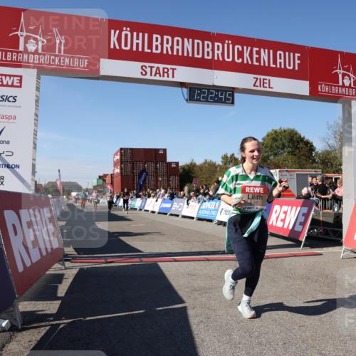 03.10.2025 - Köhlbrandbrückenlauf Lena Gebhardt http://msf.ph/oto/9052954 03.10.2025 13:22:46 Ziel 4602, 4603, 5122, 5125, 5167, 5213, 5675, 5924, 5925, 5928, 5933, 5982, 6107, 6261, 6300, 6413 meine-sportfotos.de