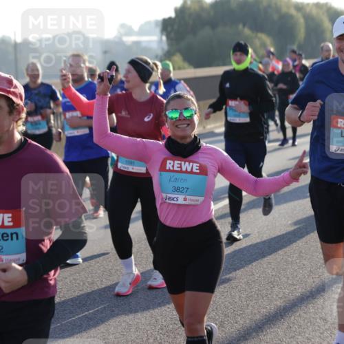 03.10.2025 - Köhlbrandbrückenlauf Jannik Wohlers http://msf.ph/oto/9052955 03.10.2025 09:19:44 Position 3 2832, 1591, 3827, 3653 meine-sportfotos.de