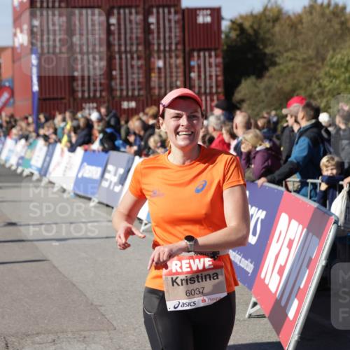 03.10.2025 - Köhlbrandbrückenlauf Jannik Wohlers http://msf.ph/oto/9052960 03.10.2025 13:09:17 Ziel 4334, 4351, 4377, 4486, 4681, 4901, 5061, 5242, 5740, 5953, 6037, 6062, 6349, 6562, 6630, 6661, 6743, 6814, 6816 meine-sportfotos.de