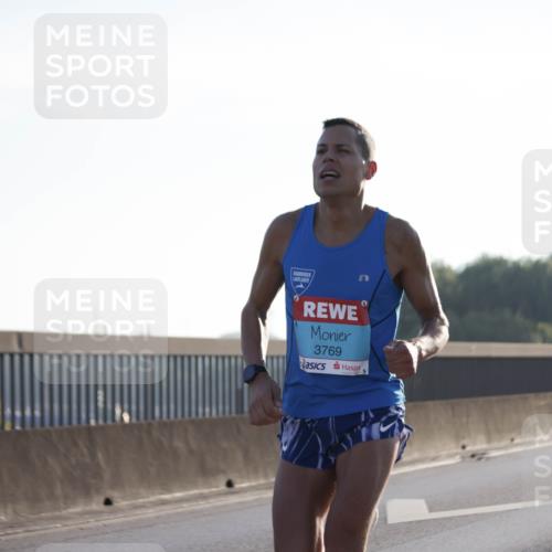 03.10.2025 - Köhlbrandbrückenlauf Jannik Wohlers http://msf.ph/oto/9052961 03.10.2025 09:09:46 Position 3 3769 meine-sportfotos.de